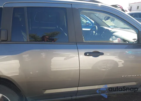 2014 Jeep Compass Sport from USA, damaged, VIN 1C4NJDBB1ED607601